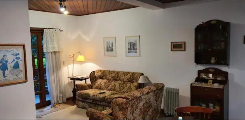 Apartamento Solar Dos Passaros - Capivari - 2022 Campos do Jordão